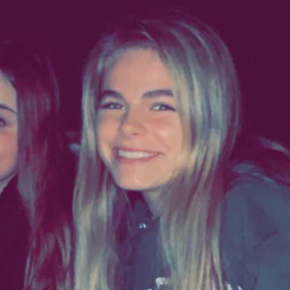 Meet your Posher, Peyton - Picture 1 of 1